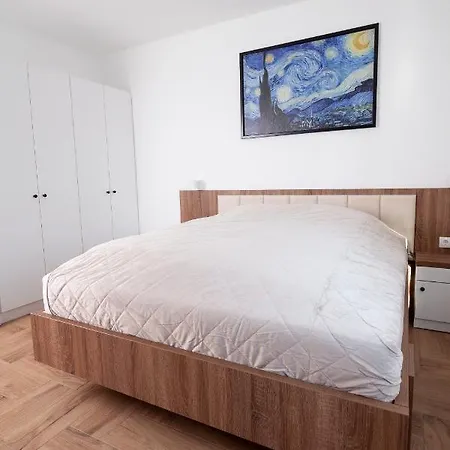 Apartment Hvt Comfort Mezokovesd